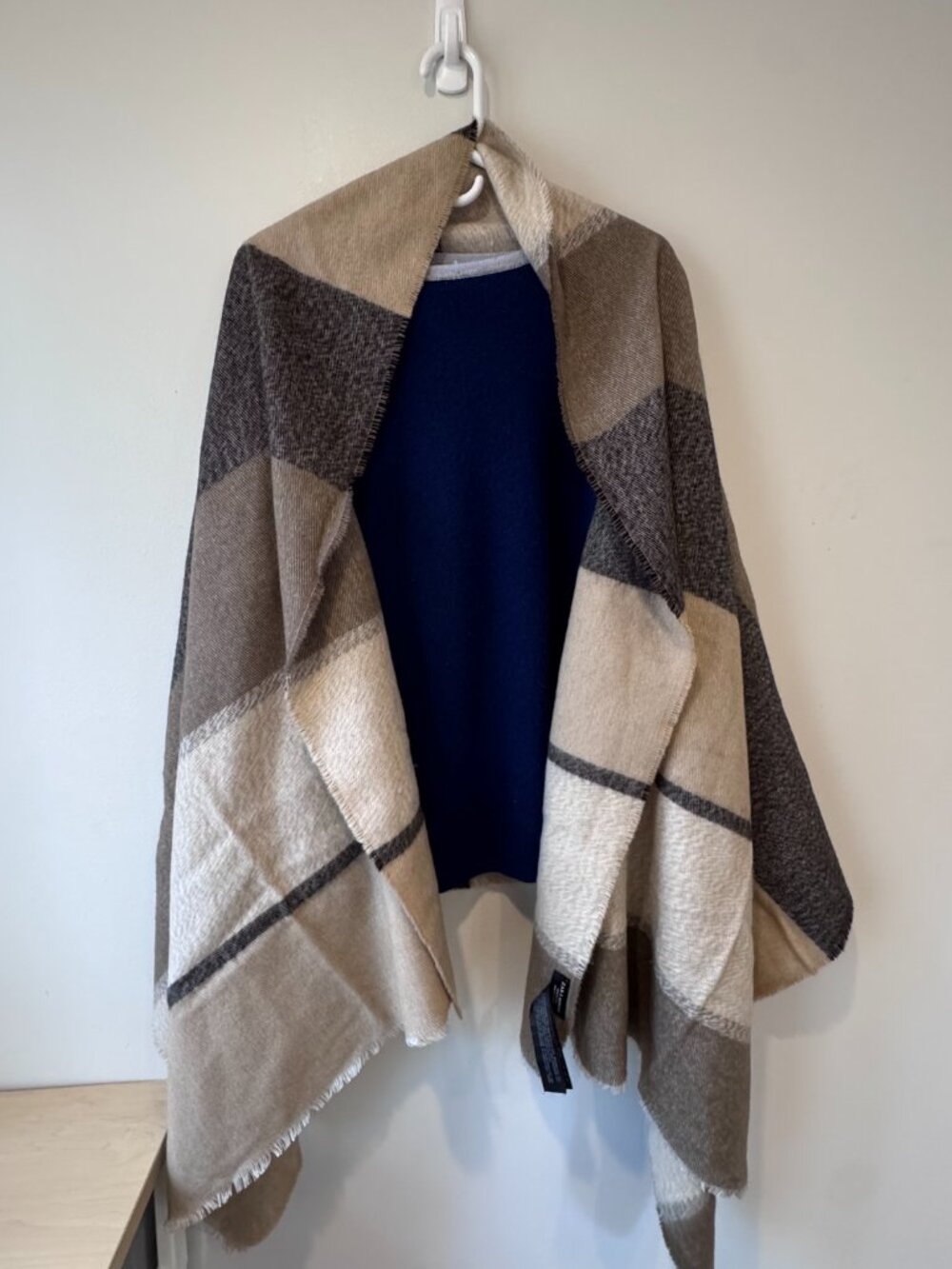 Zara Extra-Large Neutral Color Block Shawl / Blanket Scarf 🔥